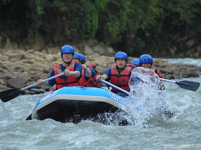 KIULU WATER RAFTING-GRADE I – II (DAILY TOUR)